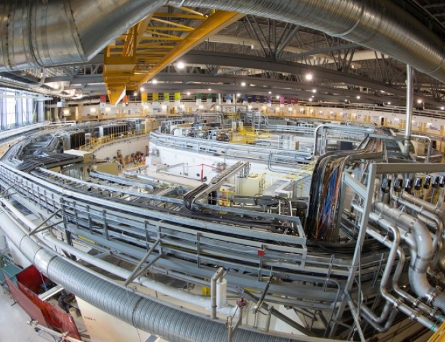 Canadian Light Source – The CLS Experimental Hall